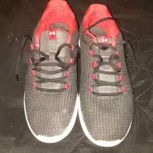 Under armour mens ripple shoe size 9